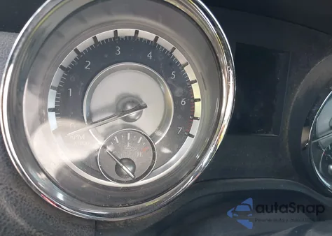 2014 Chrysler 300C Awd из США, поврежденный, VIN 2C3CCAKT1EH273313